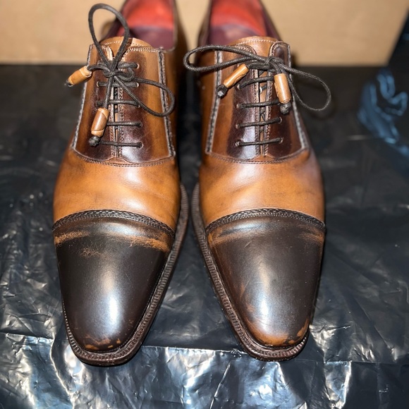 Genuine Spanish leather two tone colored derby lace up shoes main image 10